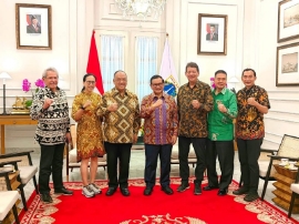 Picsart_25-09-11_22-36-24-658