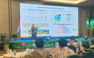 Picsart_25-09-22_02-56-34-409