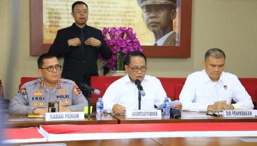 Picsart_25-10-07_16-06-54-693