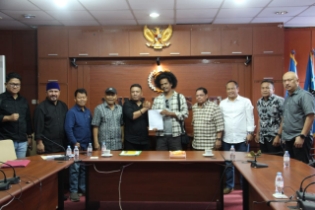 Picsart_25-10-07_23-51-01-637