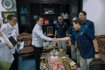 Picsart_25-10-15_19-06-59-075