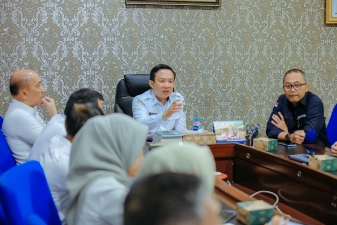 Picsart_25-10-15_19-09-09-440