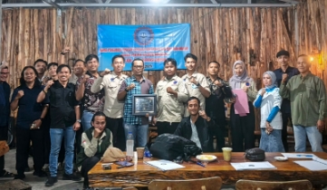 Picsart_25-10-18_09-34-48-161