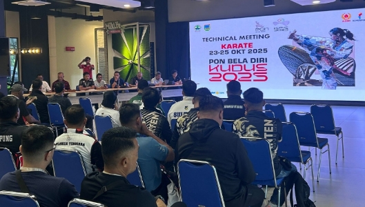 Picsart_25-10-22_21-36-15-469