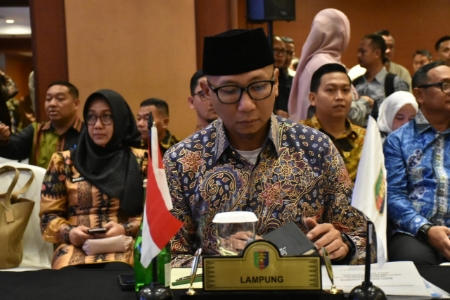 Picsart_25-10-23_19-02-16-260