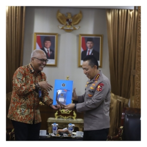 Picsart_25-10-27_16-44-49-033